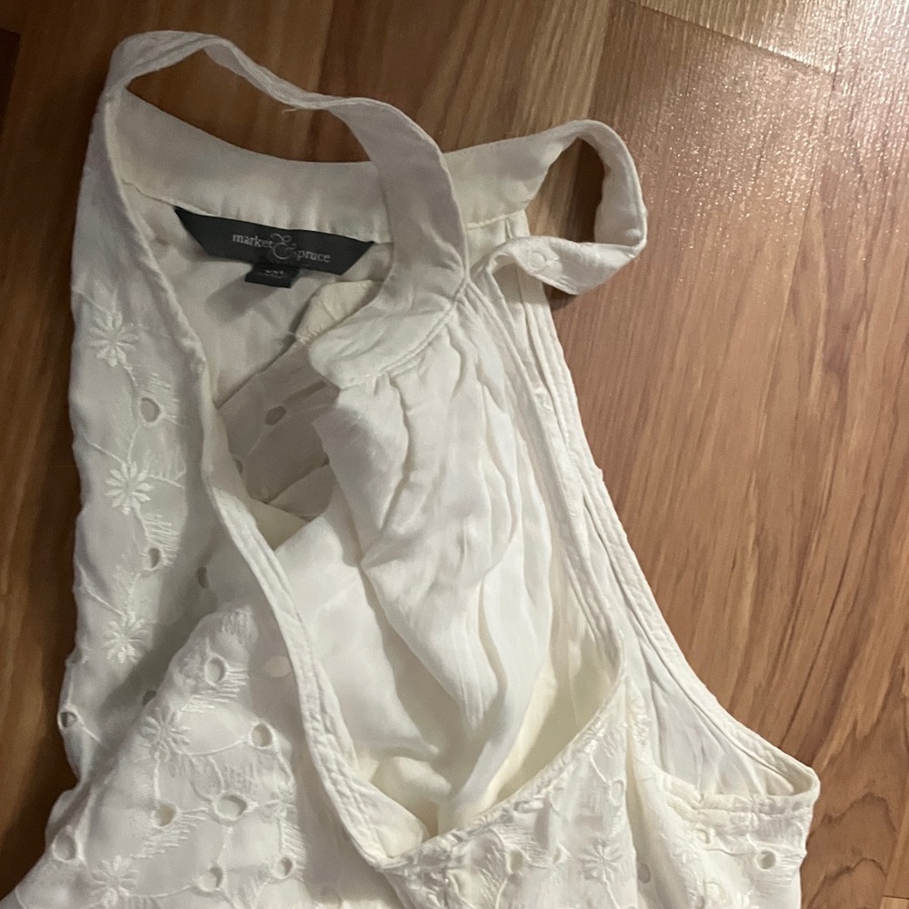 Market & Spruce White Eyelet Tank Top - Picture 3 of 3